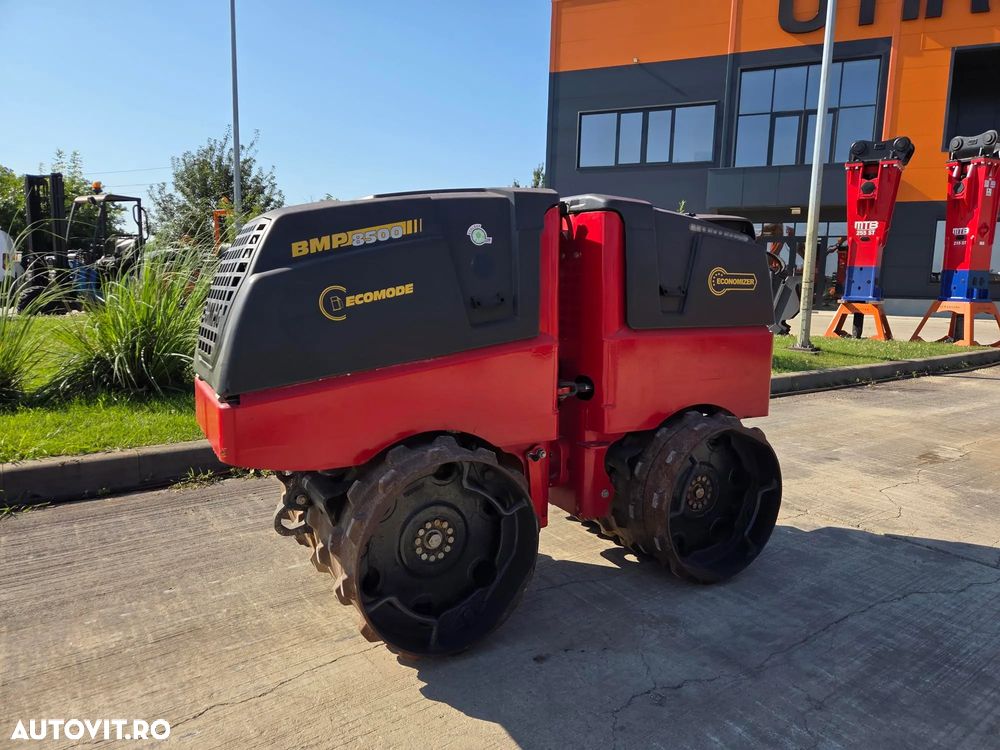 Bomag BOMAG 850, PICIOR DE OAIE, RADIOCOMANDA, latime tambur 0,8m, Masa operationala 1,5t, lungime 2m, motor Kubota 20CP, posibilitate leasing 4 ani, CA NOU-PROMOTIE 20.900 EUR+tva - 4