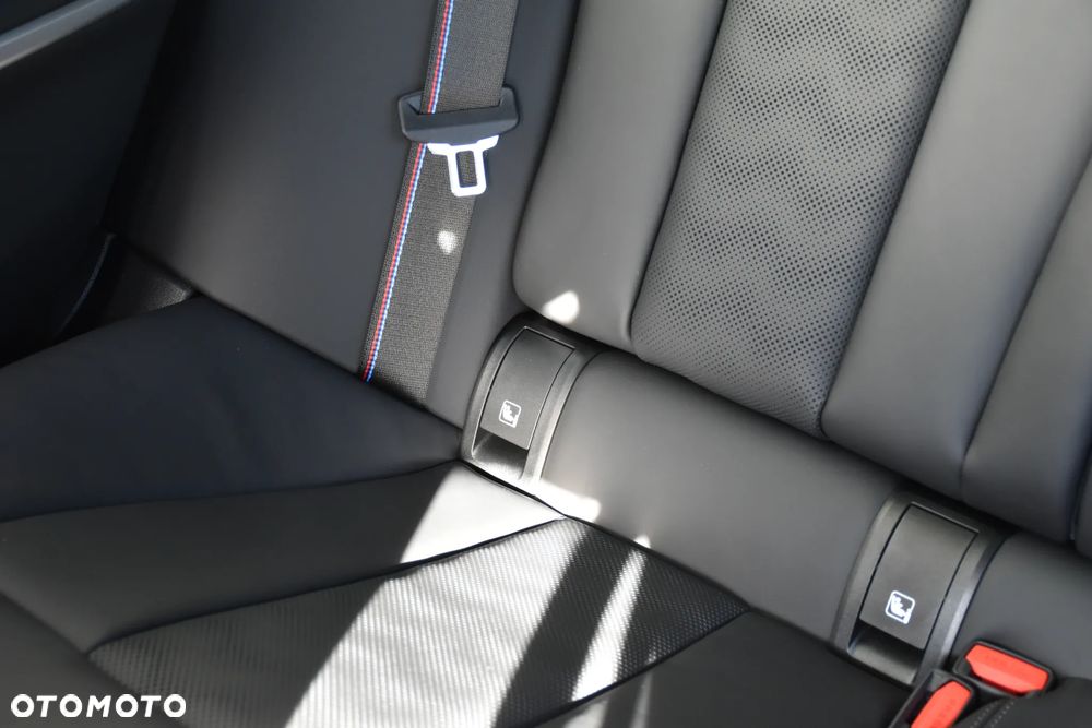 BMW M3 Competition xDrive sport - 21