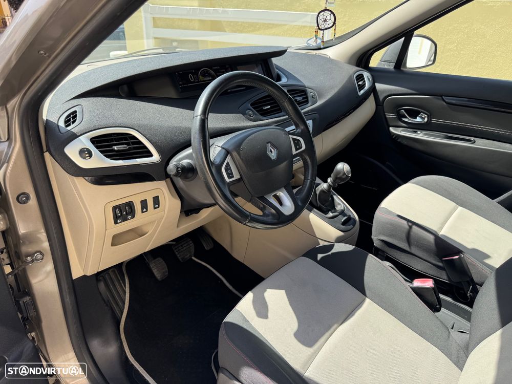 Renault Grand Scénic Energy dCi 110 S&S Bose Edition - 30