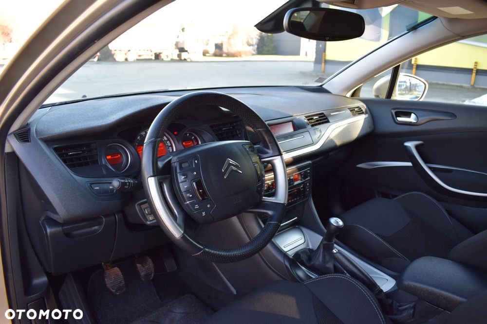 Citroën C5 2.0i 16V Dynamique - 17