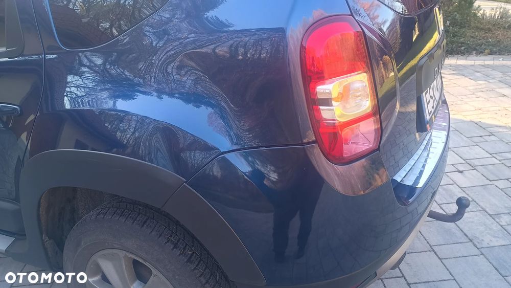 Dacia Duster TCe 125 4x4 Laureate - 3