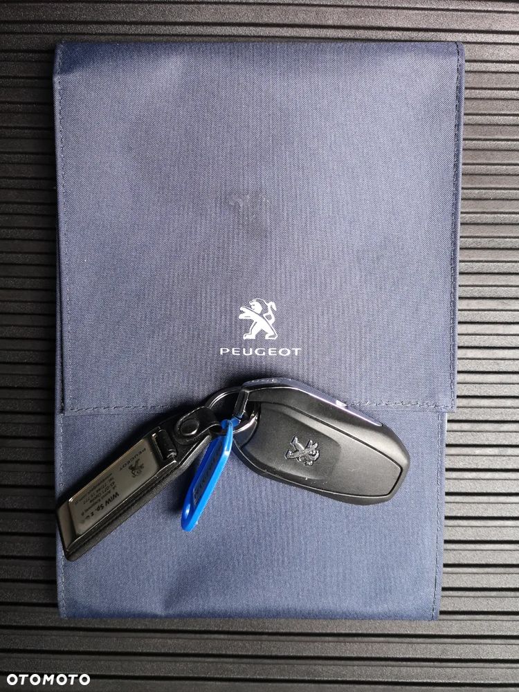 Peugeot 208 Allure - 8