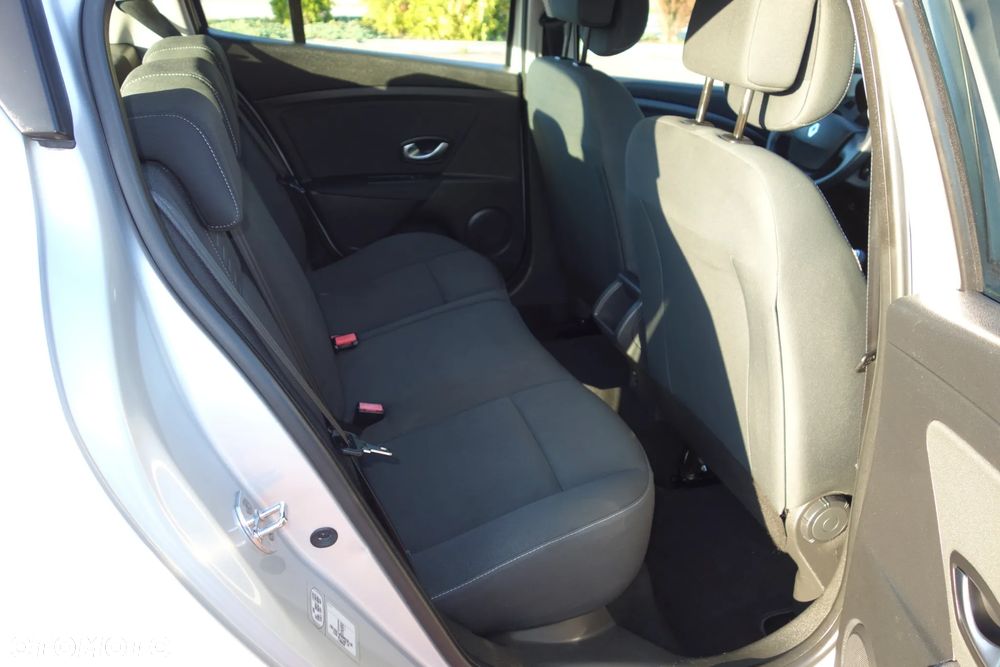 Renault Megane - 13