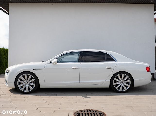 Bentley Flying Spur - 11
