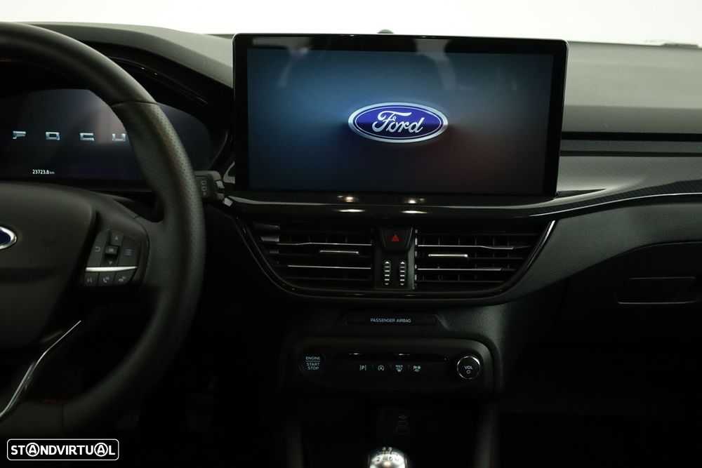 Ford Focus 1.0 EcoBoost MHEV ST-Line X - 9
