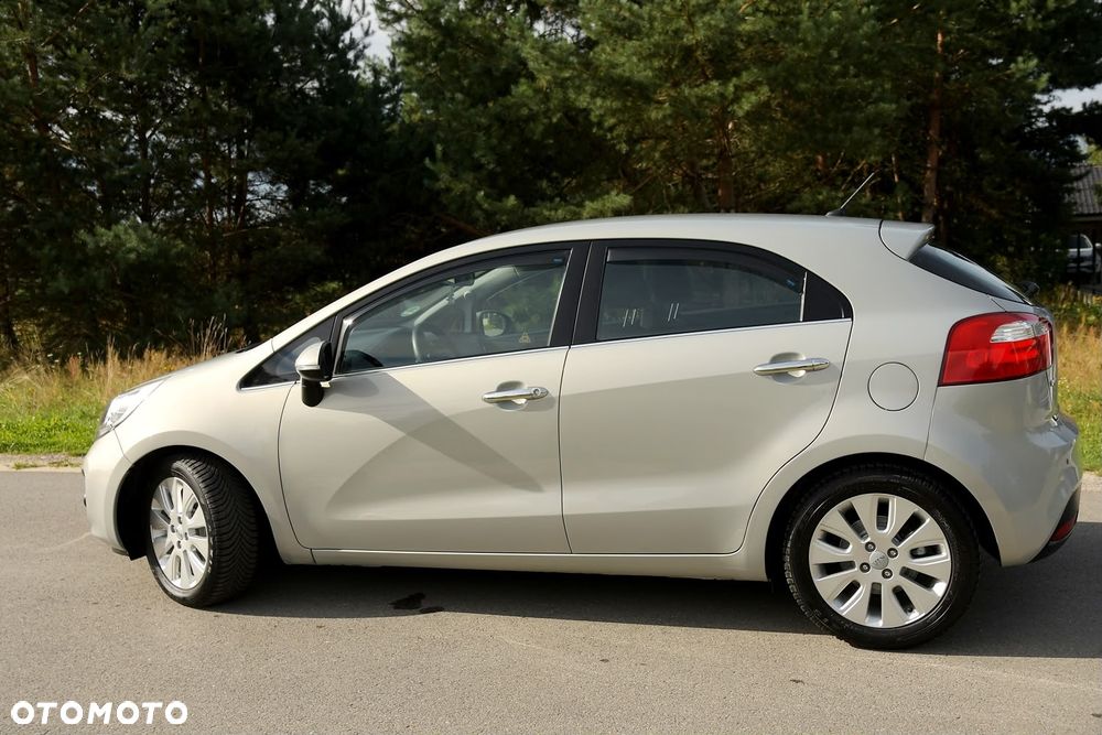 Kia Rio - 6