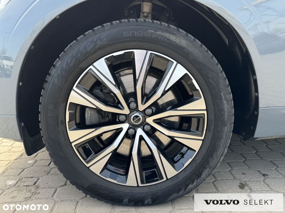 Volvo XC 60 B4 D AWD Plus Dark - 25