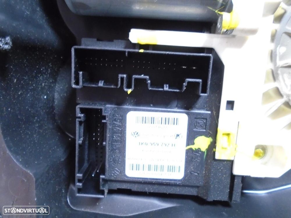 ELEVADOR DE VIDRO FRONTAL DIREITO SEAT LEON 2006 -1T0959702C - 3