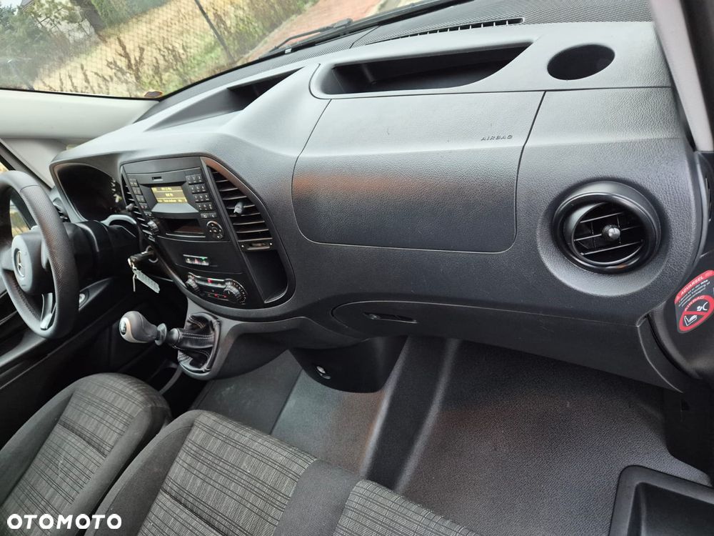 Mercedes-Benz Vito 2,2CDI ExtraLong 6osób Brygadówka Super stan - 21