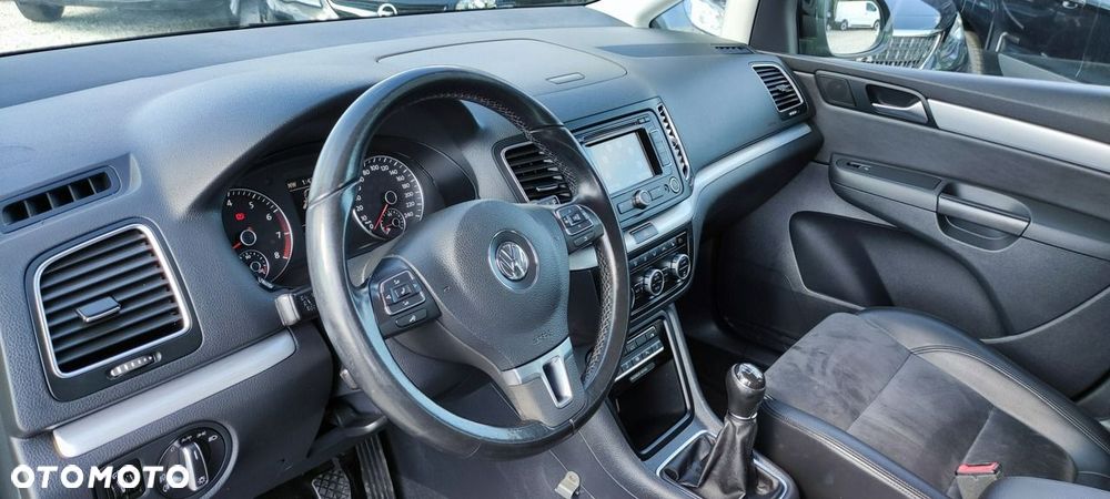 Volkswagen Sharan - 27