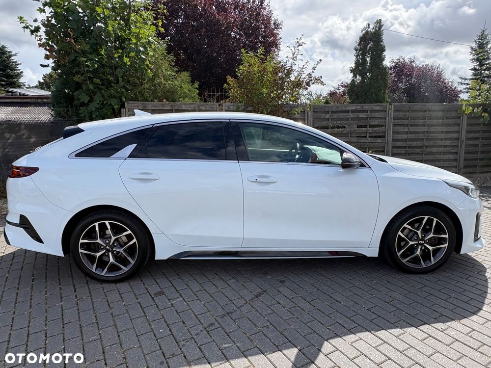Kia ProCeed 1.5 T-GDI DCT7 OPF GT LINE - 12