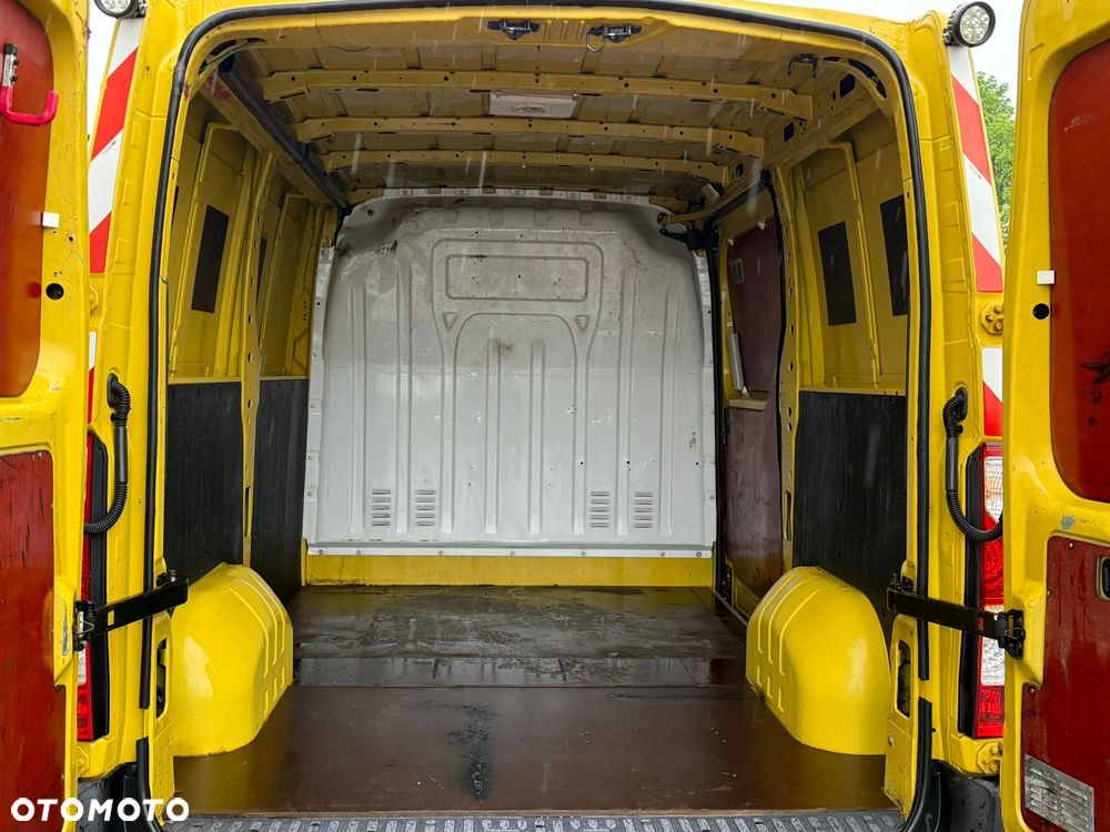 Opel Movano - 11