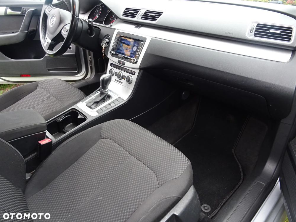 Volkswagen Passat 2014 photo 5