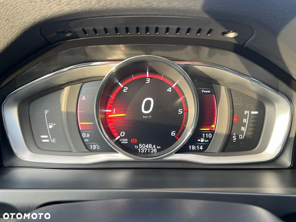 Volvo V60 Cross Country D3 Geartronic Summum - 29