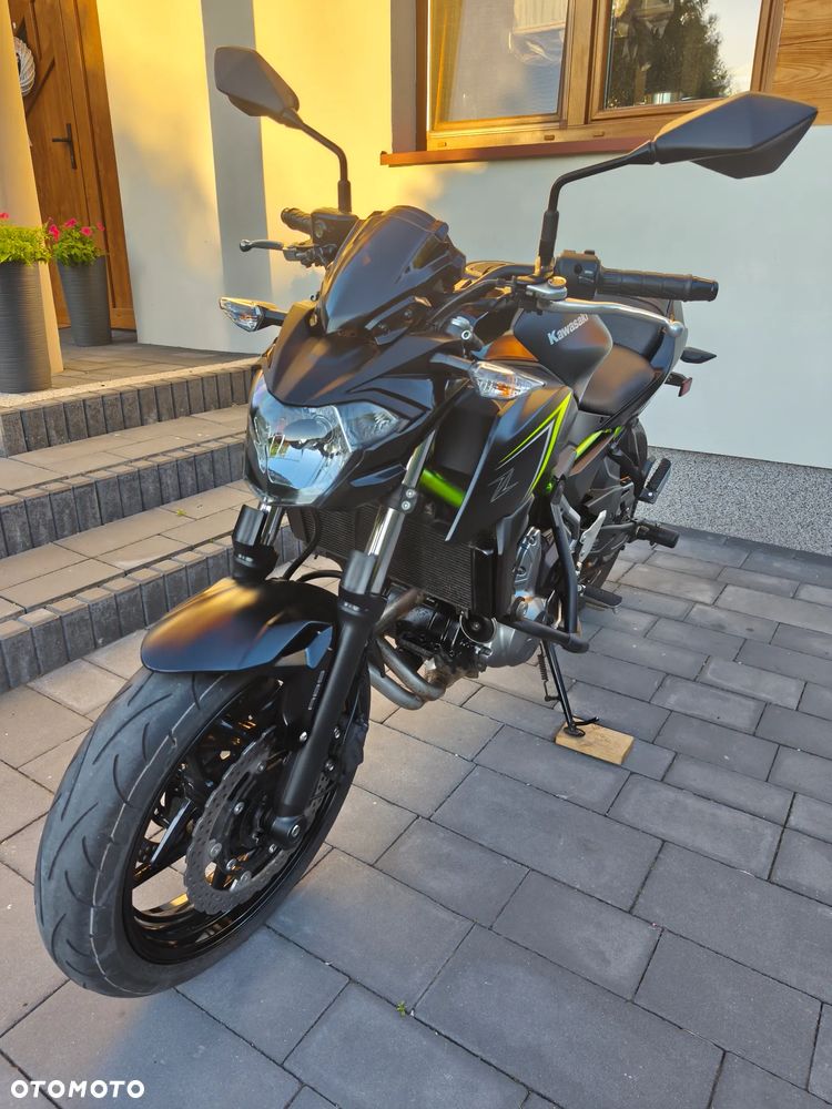 Kawasaki Z 650 - 24