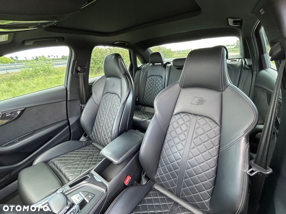 Audi S4 Limousine - 19