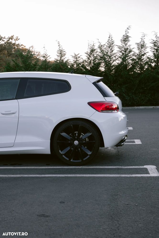 Volkswagen Scirocco 2.0 TDI DPF - 8