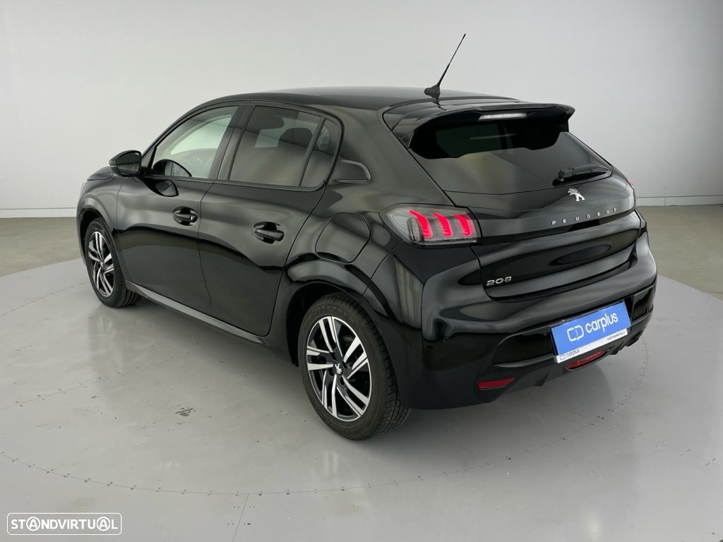 Peugeot 208 - 26