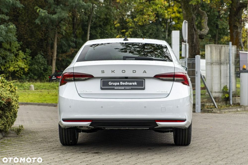 Skoda Octavia - 10