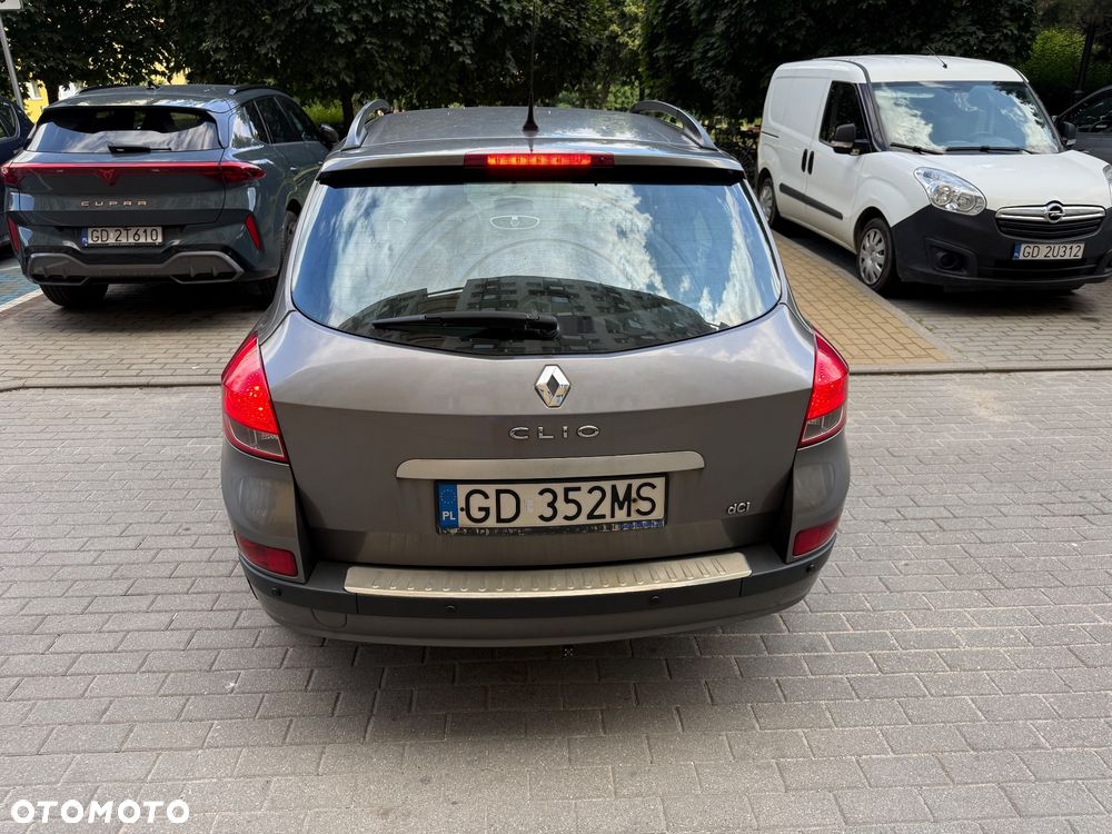 Renault Clio 1.5 dCi Alize - 8