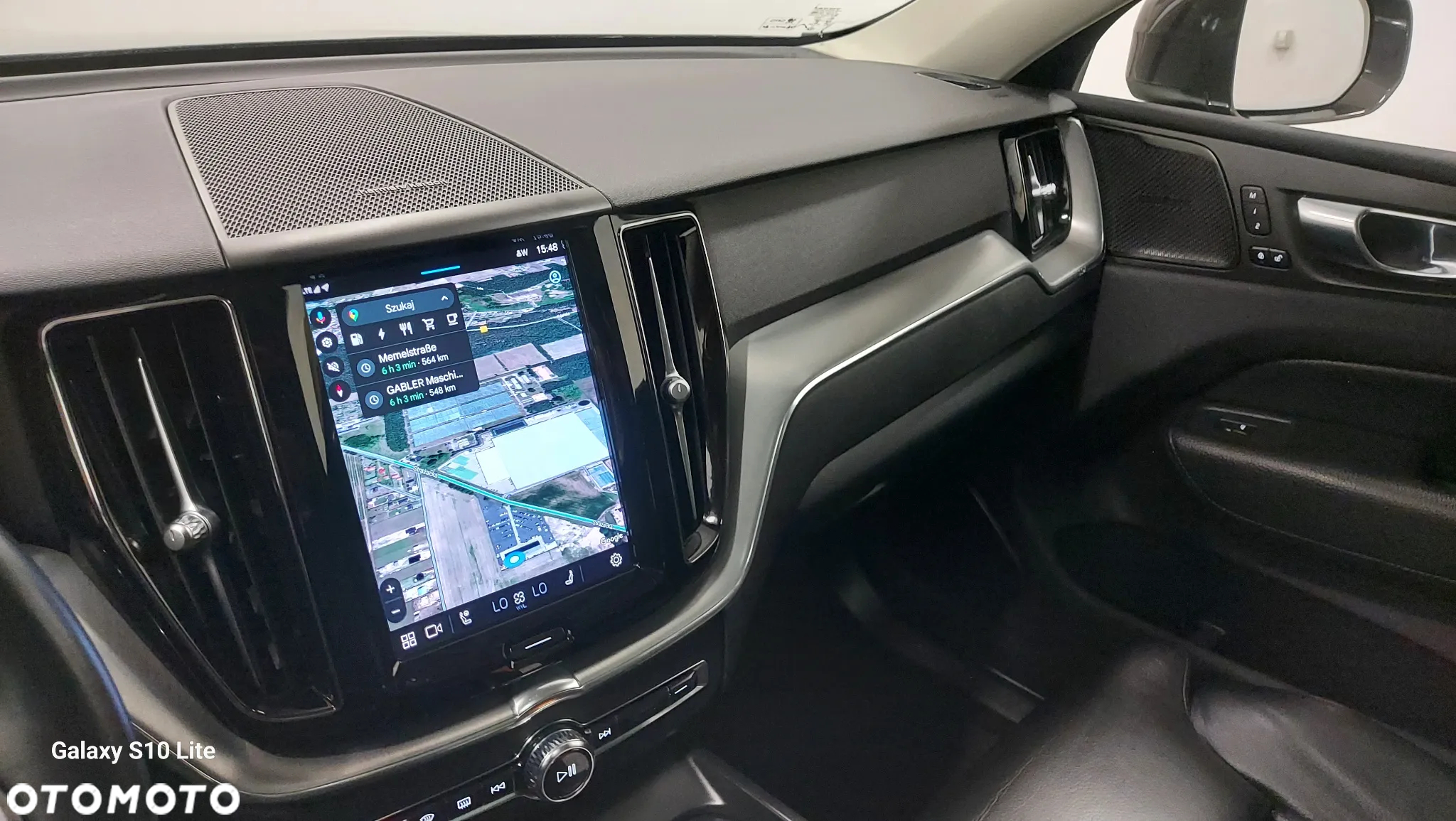 Volvo XC 60 T6 Plug-In Hybrid AWD Inscription - 23
