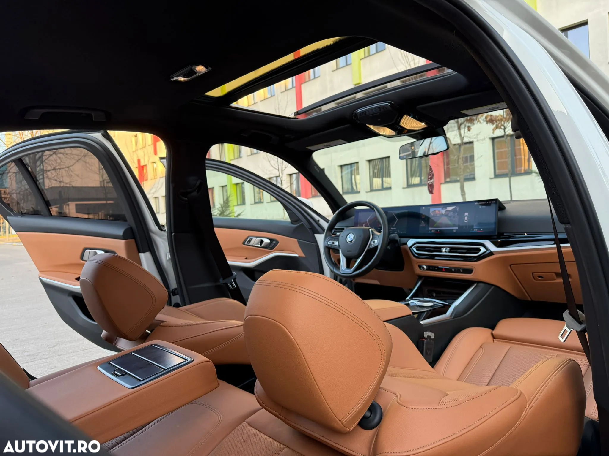 BMW Seria 3 330i xDrive AT - 21