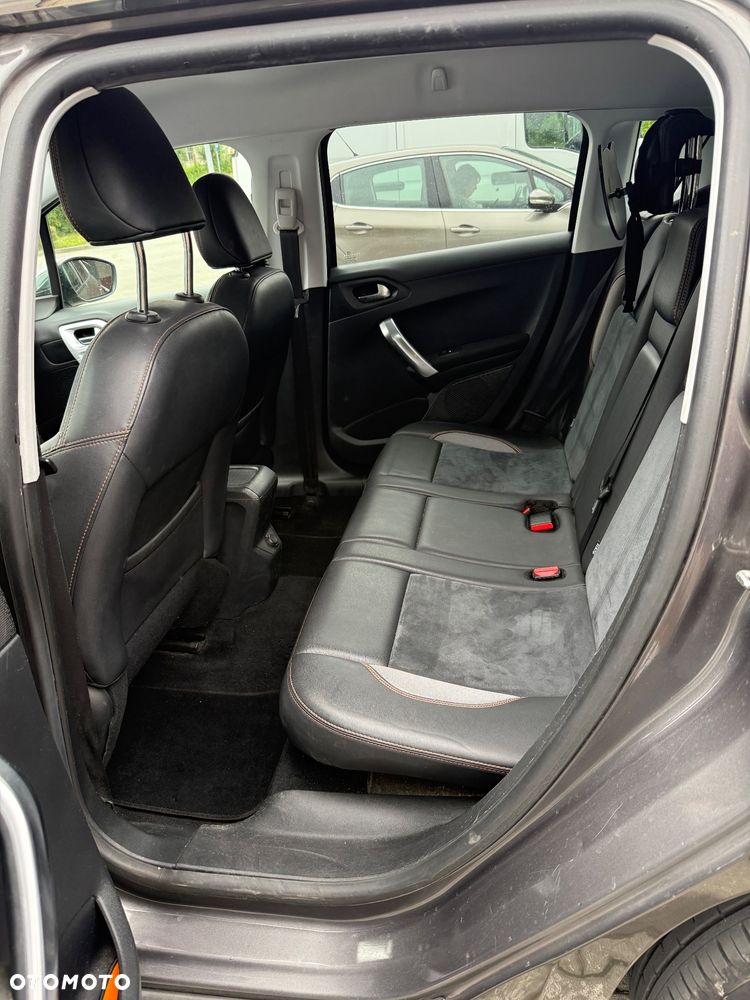 Peugeot 2008 1.6 BlueHDi Crossway S&S - 13