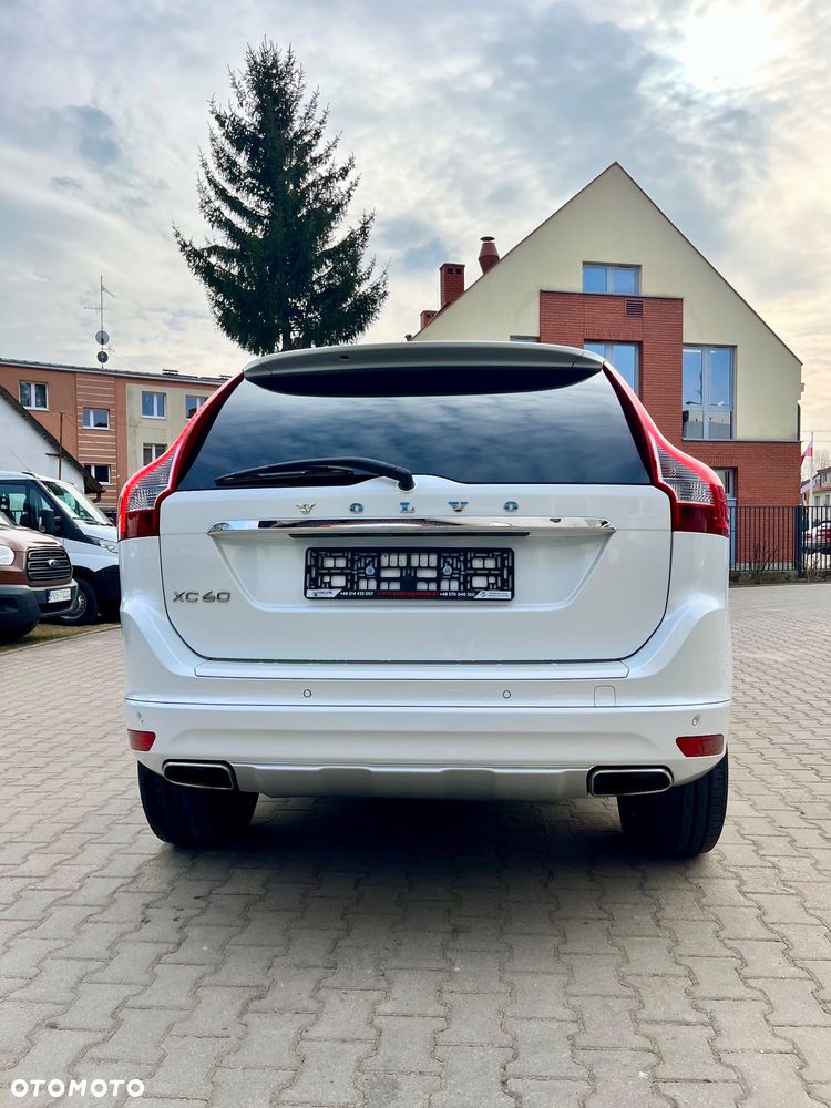 Volvo XC 60 D4 Drive-E Ocean Race - 8