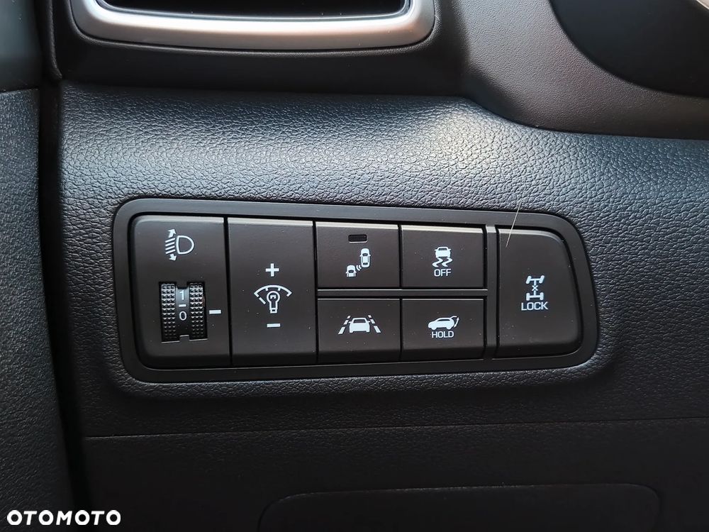 Hyundai Tucson 2.0 CRDI 4WD Automatik Premium - 27