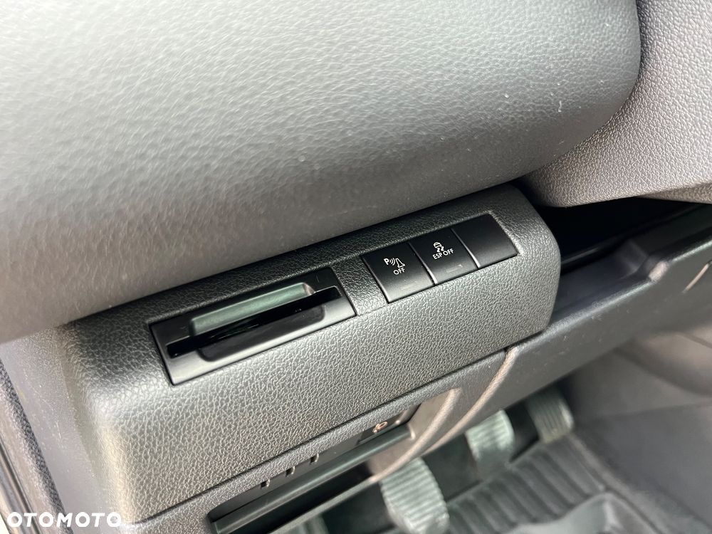 Peugeot 3008 1.6 Premium - 35