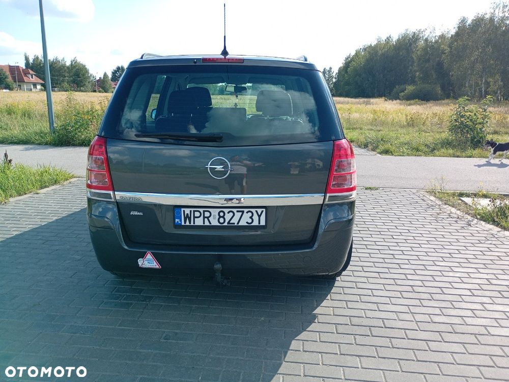 Opel Zafira 1.8 Cosmo - 4