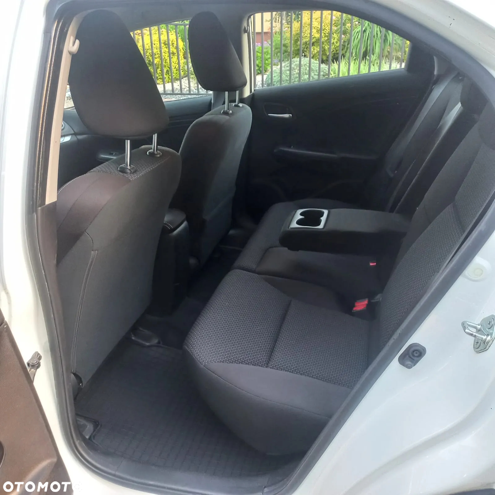 Honda Civic 1.8 i-VTEC Sport - 6
