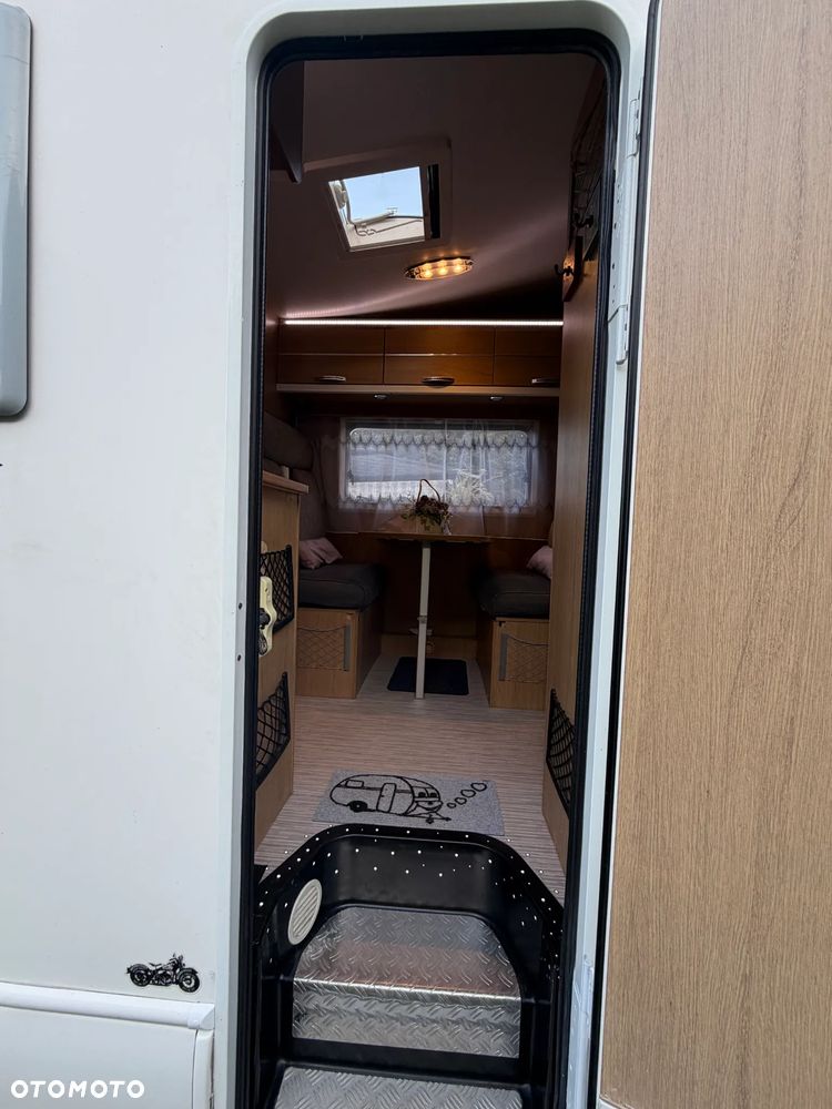 Hobby Kamper,camper I właściciel garażowany 6-osób - 37