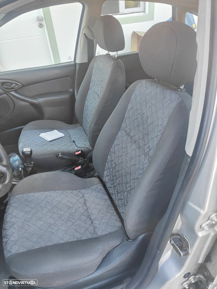 Ford Focus - 7