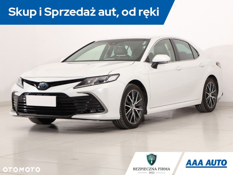 Toyota Camry - 2