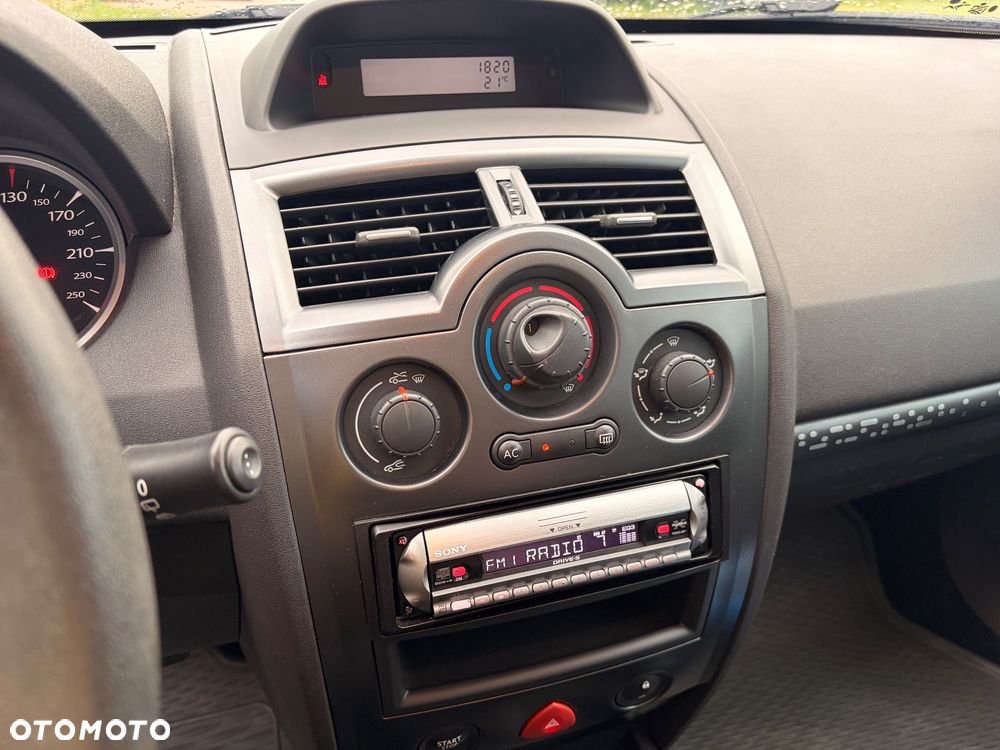 Renault Megane 1.6 16V Dynamique - 11