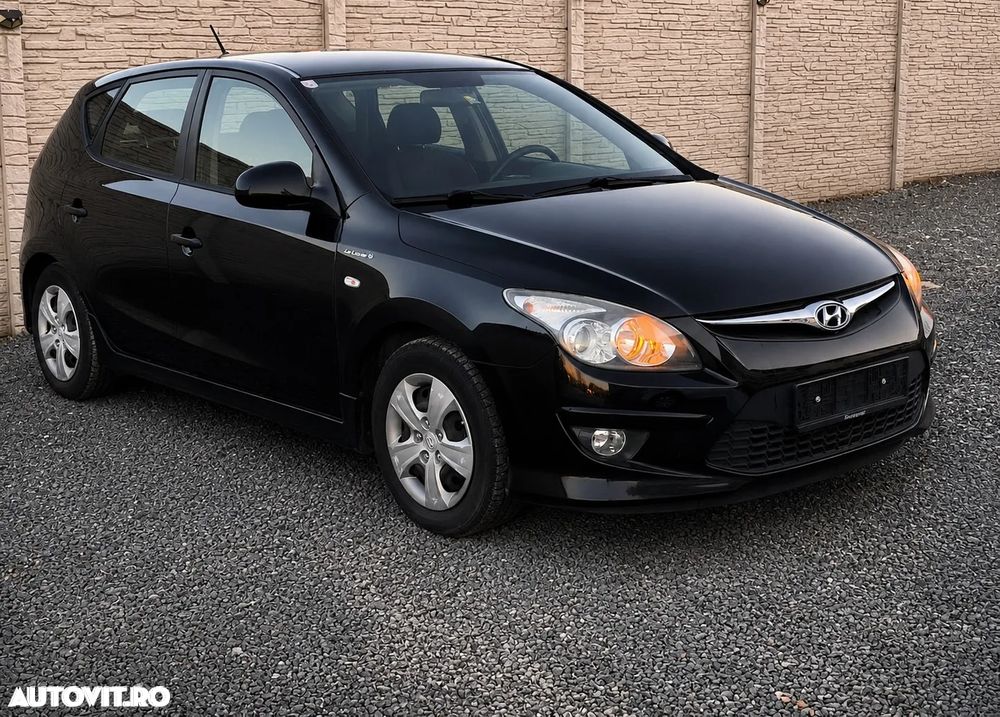 HYUNDAI i30 2012 — imagine 2