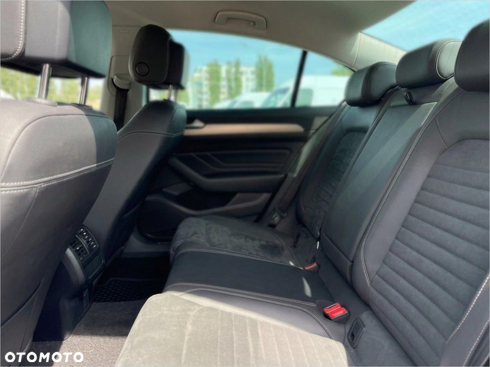 Volkswagen Passat 2.0 TDI 4Mot Elegance DSG - 15