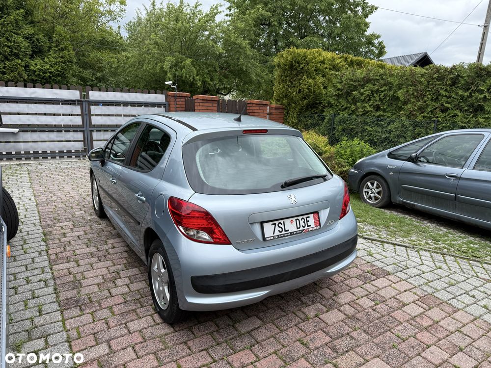 Peugeot 207 - 4