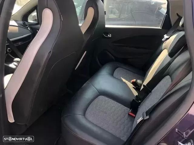 Renault Zoe (c/ Bateria) Limited 50 - 7