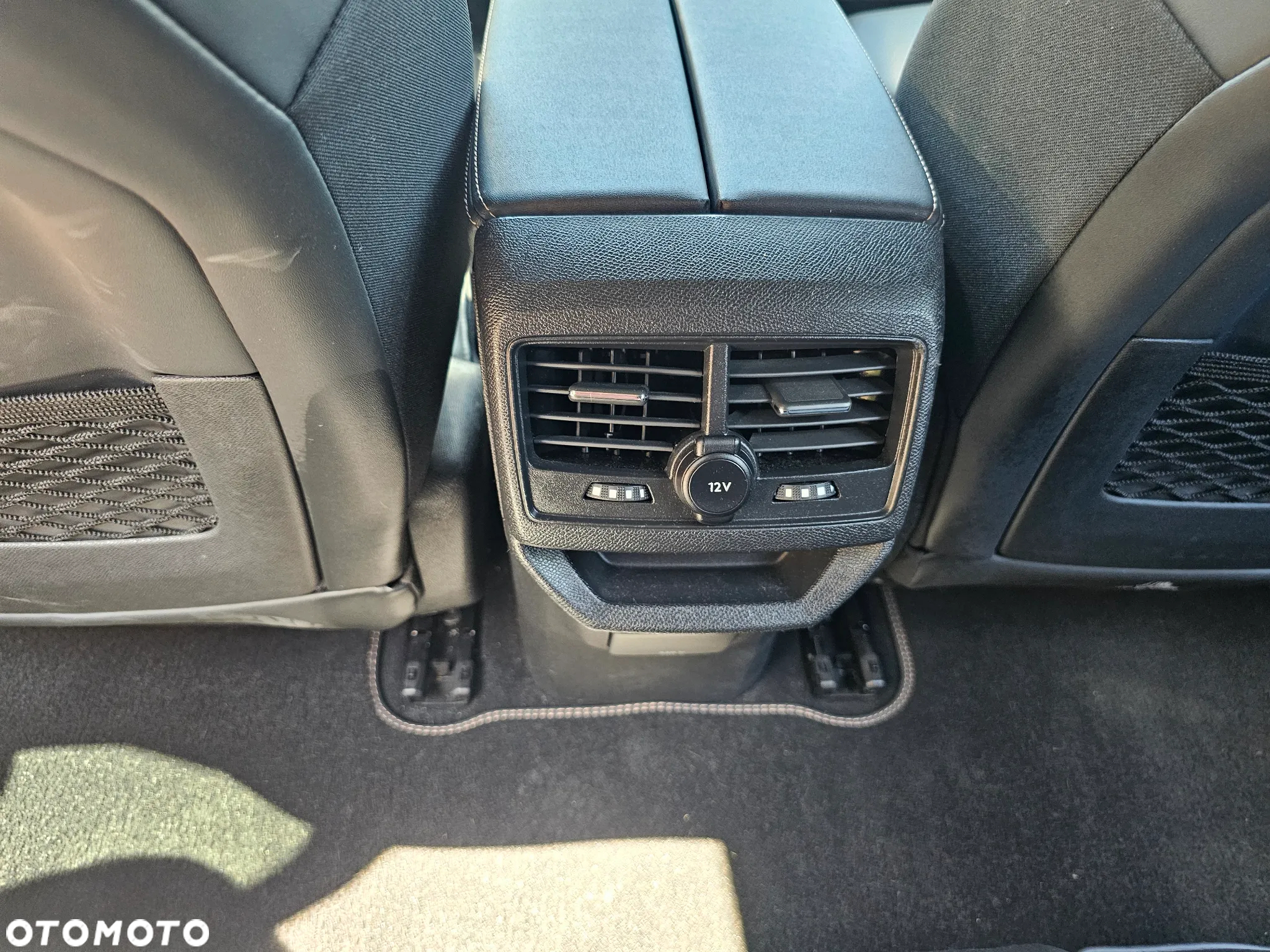 Peugeot 3008 1.5 BlueHDi GT Pack S&S EAT8 - 23