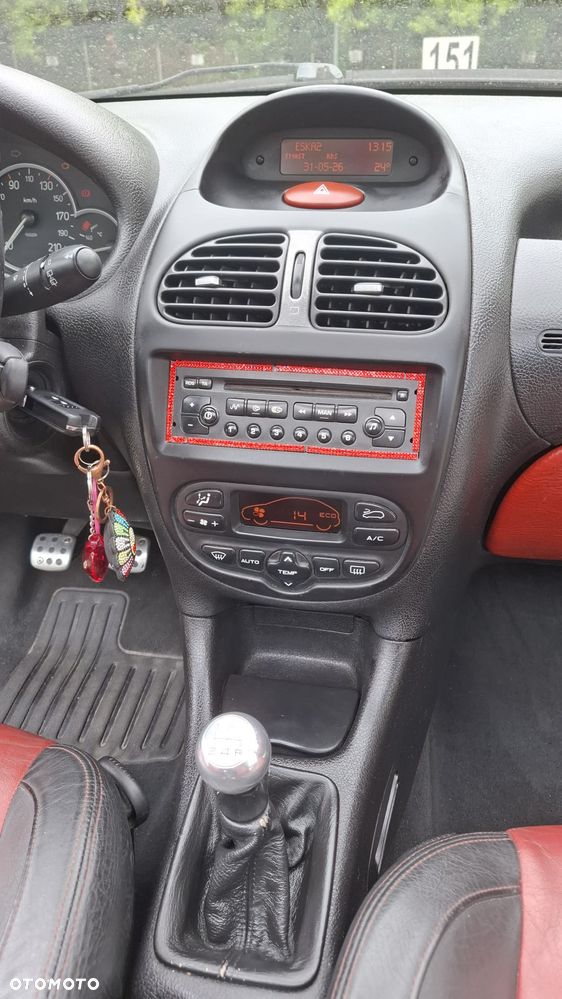 Peugeot 206 CC 1.6 - 19