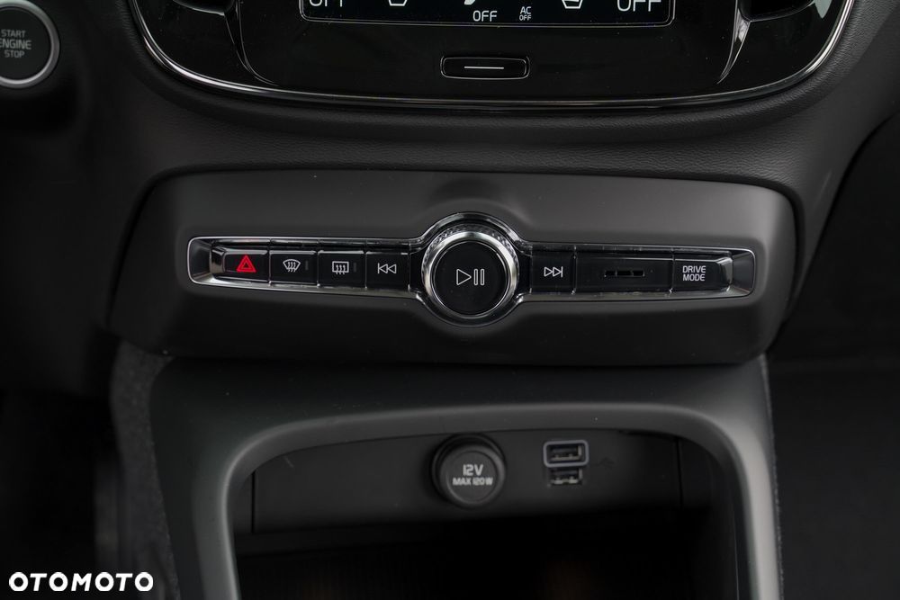 Volvo XC 40 B3 Core - 13