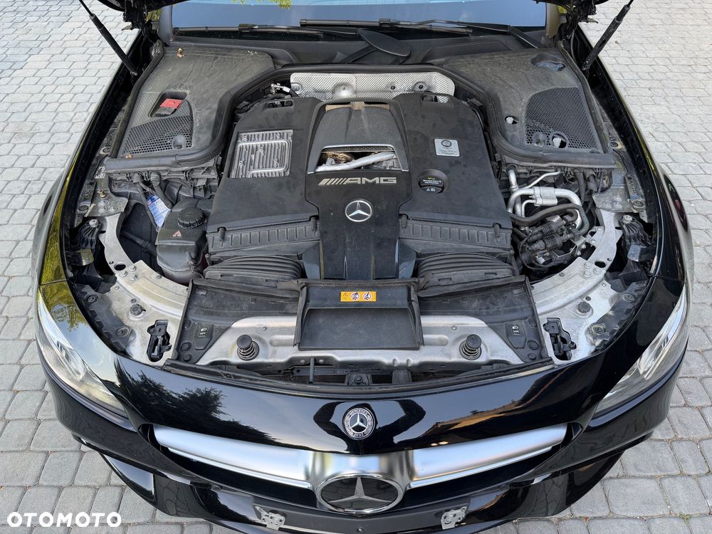 Mercedes-Benz Klasa E AMG 63 S 4Matic+ AMG Speedshift MCT-9G - 17
