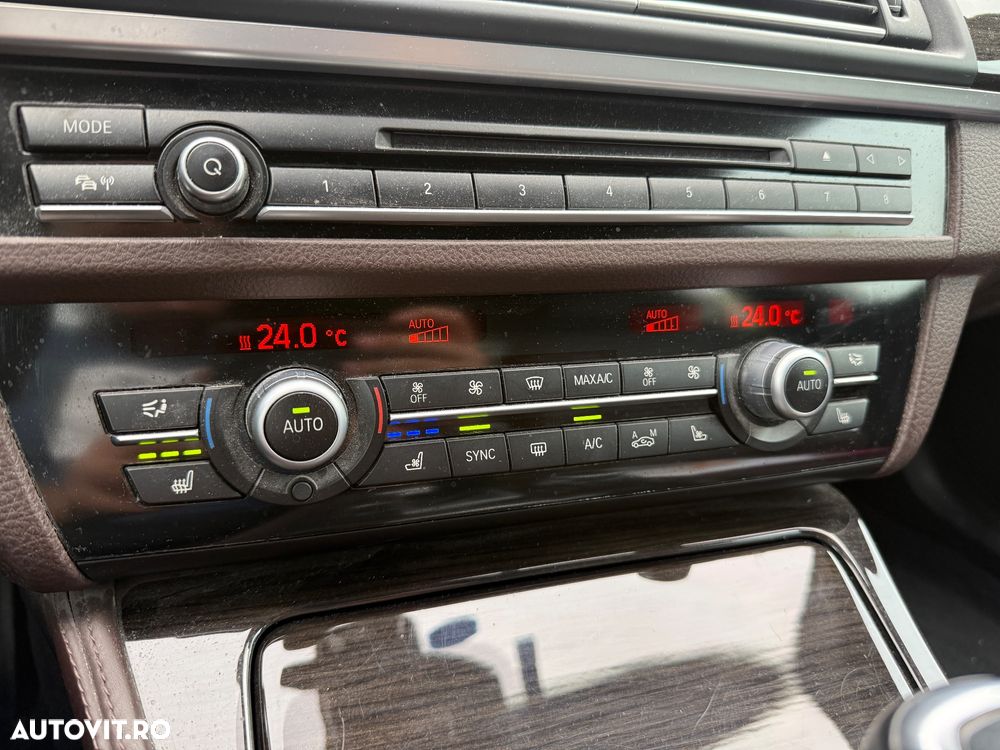 BMW Seria 5 530d xDrive AT - 10
