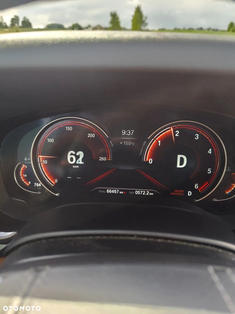 BMW Seria 5 520d Sport Line - 14
