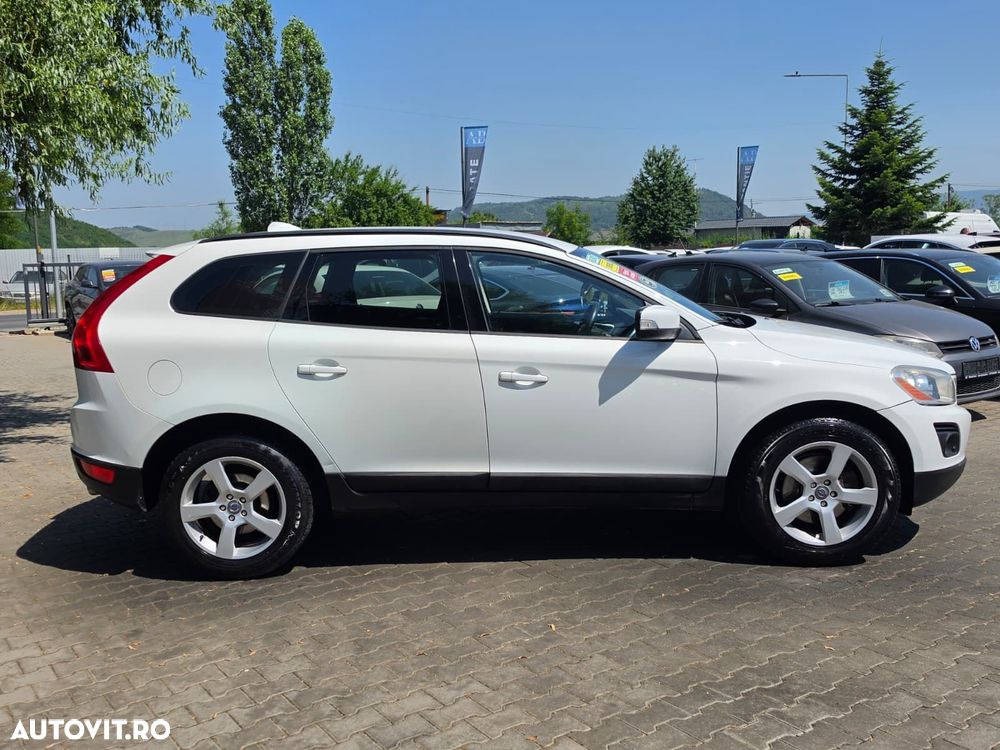 Volvo XC 60 D4 AWD Kinetic - 6