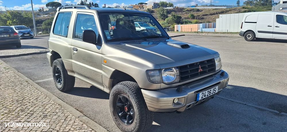 Mitsubishi Pajero 2.8 TD GLS - 1