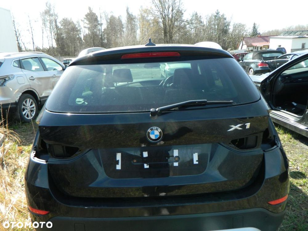 BMW X1 E84 LCI 2013 Black Sapphire Metallic 475 NA CZĘŚCI - 24