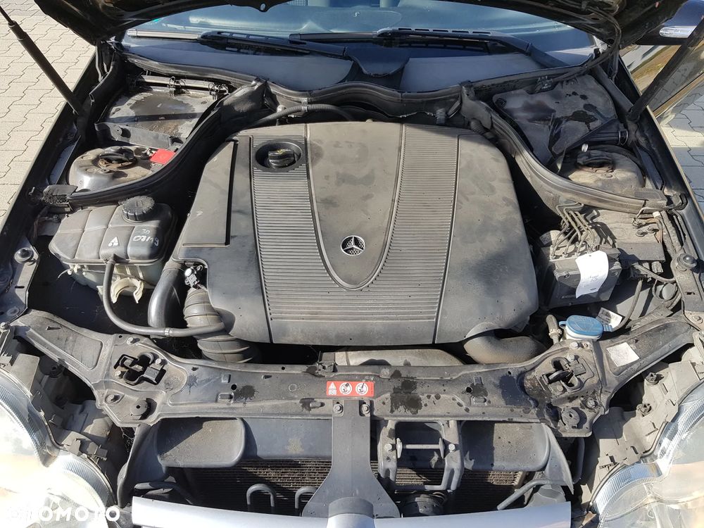 Mercedes-Benz Klasa C 200 CDI Automatik DPF Sport Edition - 6